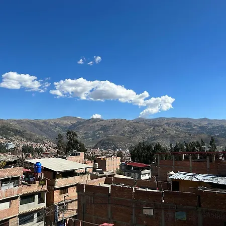 Central Climbing Hostel Huaraz  Exterior photo